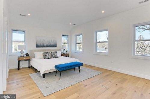 1716 Kearny St, Washington DC  20018-3838 exterior