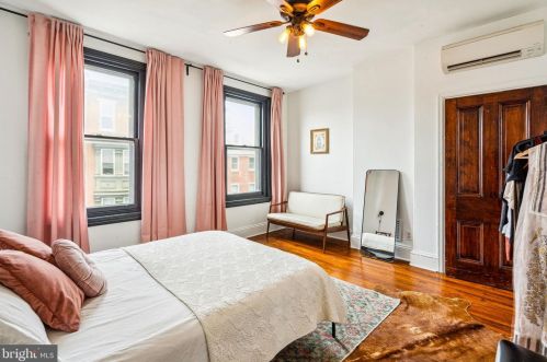 240 Fairmount Ave, Philadelphia PA  19123-2928 exterior