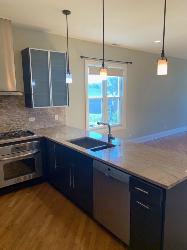 6457 Kimbark Ave, Chicago IL  60637-3827 exterior