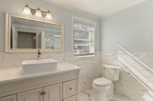 48 4 St, Worcester MA 01602-3107 exterior