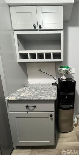 66 Redbud Rd, Piscataway NJ  08854-5927 exterior