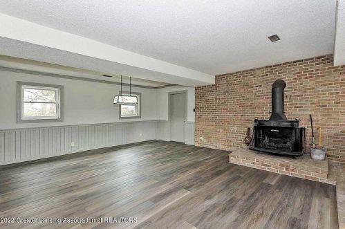 13311 Blackwood Dr, Dewitt MI 48820-8103 exterior