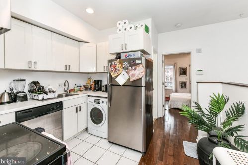 32 Florida Ave, Washington DC 20001-1143 exterior