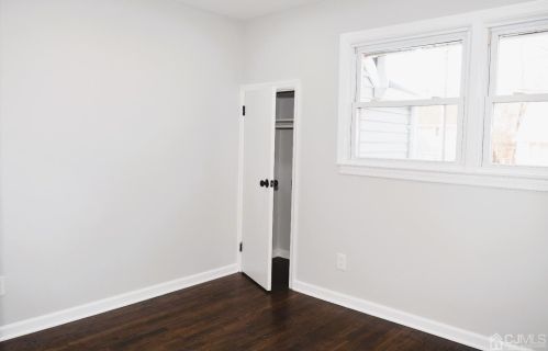 38 Wall St, Metuchen NJ  08840-2858 exterior