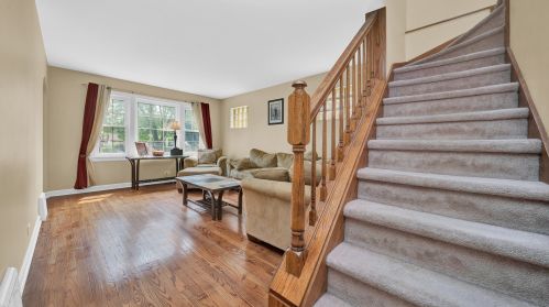 9114 Sawyer Ave, Chicago IL 60805-1640 exterior