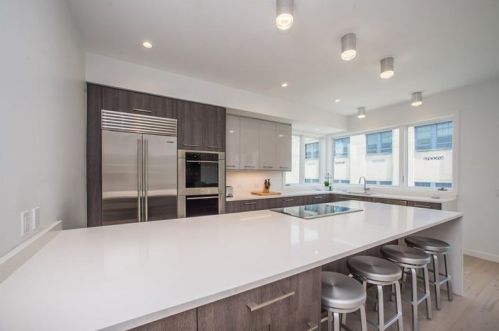 216 39 St, Pittsburgh PA 15201-1810 exterior