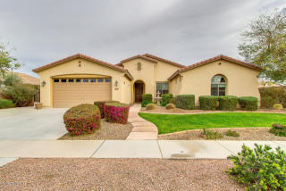 94 Blue Rdg Way, Chandler AZ  85249-5110 exterior