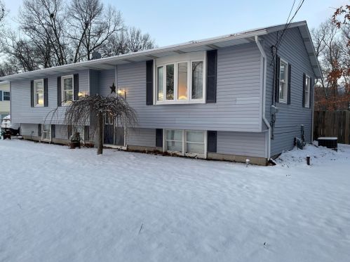 1951 Brooks Rd, Meskegon MI 49442-6503 exterior