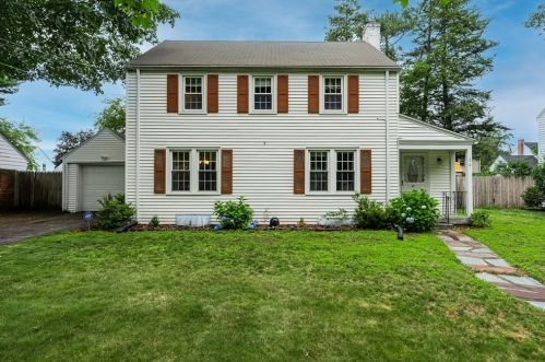 36 Mayfield St, Springfield, MA 01108-3534