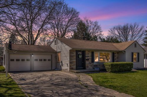 1914 Dorchester Ave, Kalamazoo MI  49001-5217 exterior