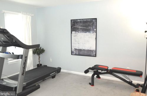 1409 Squaw Hill Ln, Silver Spring MD  20906-2009 exterior