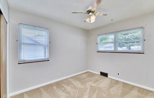 9308 Ldg Pole Ln, Saint Louis MO 63126-2158 exterior