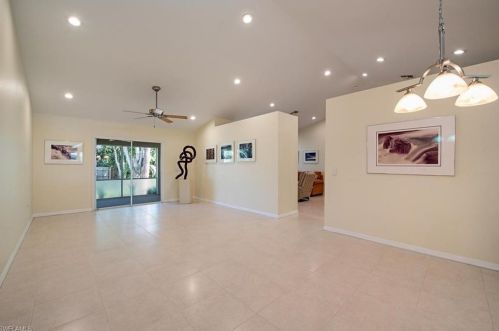 1335 Cypress Woods Dr, Naples, FL 34103-3869