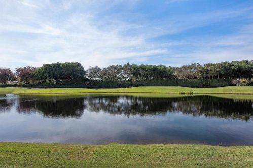 1363 Noble Heron Way, Naples FL 34105-2791 exterior