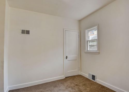 5811 41st St, Milwaukee WI  53221-3919 exterior