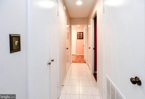 15100 Interlachen Dr, Silver Spring MD  20906-5611 exterior