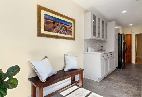 165 Chadwick St, North Andover MA 01845-1705 exterior