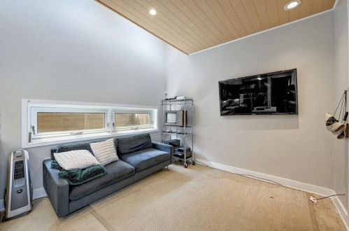 2513 10th St, Austin TX 78703-3334 exterior