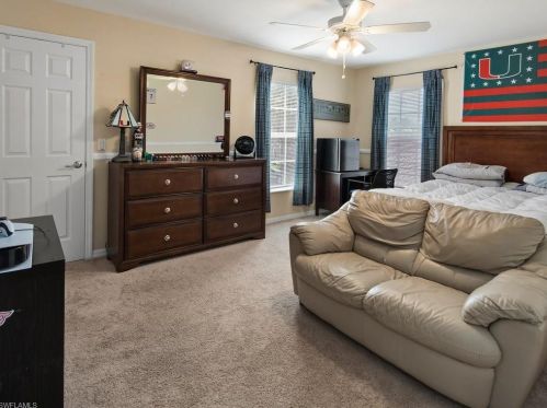 2161 Fairmont Ln, Naples FL 34120-4576 exterior