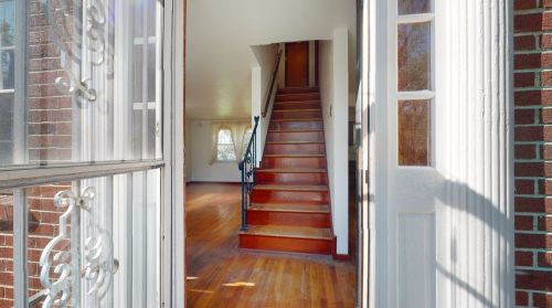 77 Taylor St, Pittsburgh, PA 15205-4419