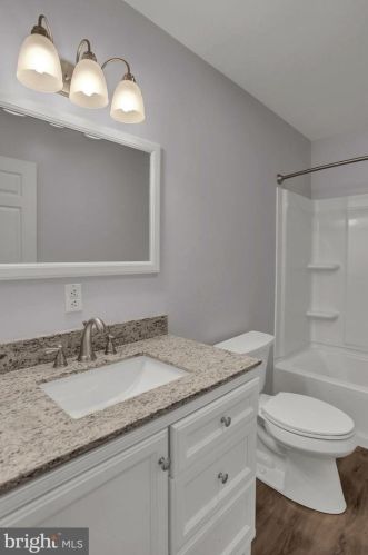 202 Georgetown Cir, Hanover PA 17331-2363 exterior