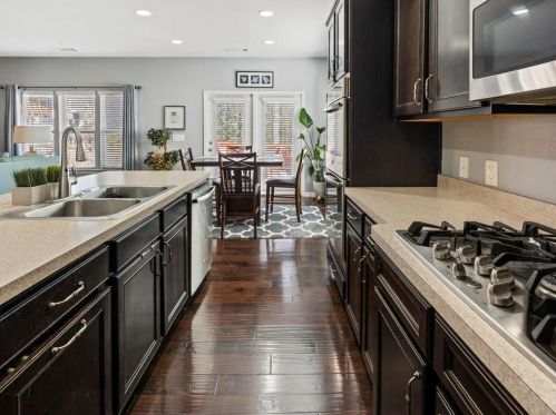 121 Lankford Rd, Tucker GA 30084-1821 exterior