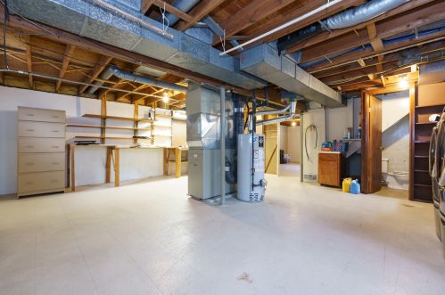 6813 Bratcher St, Kalamazoo MI  49024-3479 exterior