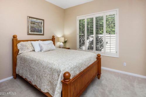 1813 Mead Pl, Chandler AZ 85248-5436 exterior