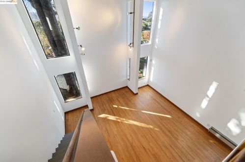 337 Colusa Ave, Berkeley CA 94707-1208 exterior