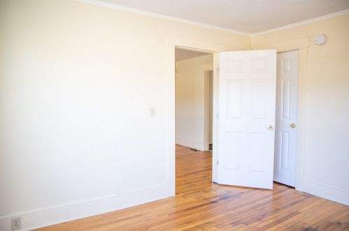 48 Morris St, Springfield MA 01105-2001 exterior