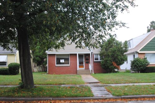 4147 62nd St, Milwaukee, WI 53216-1234