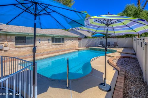 6840 Baker St, Tucson AZ  85710-2229 exterior