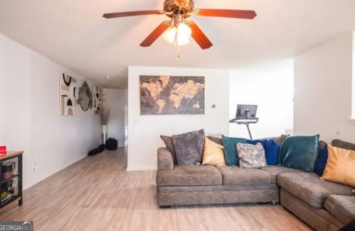 1942 Eshelman Ct, Atlanta GA  30349-7518 exterior