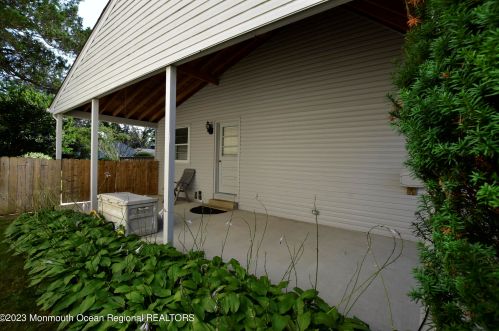 916 Ellison Ave, Point Pleasant Beach NJ 08742-2934 exterior