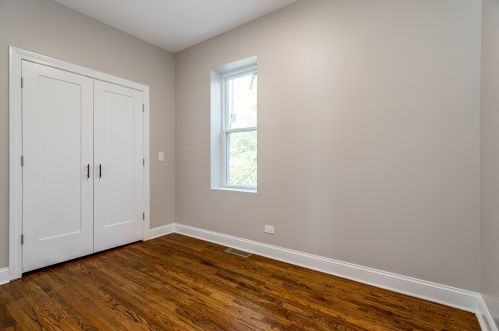 7616 Dante Ave, Chicago IL  60619-2720 exterior