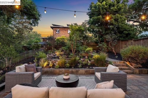 1243 Martin Luther King Jr Way, Berkeley CA 94709-1979 exterior