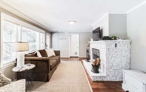 1403 Lavista Rd, Atlanta GA 30324-3835 exterior