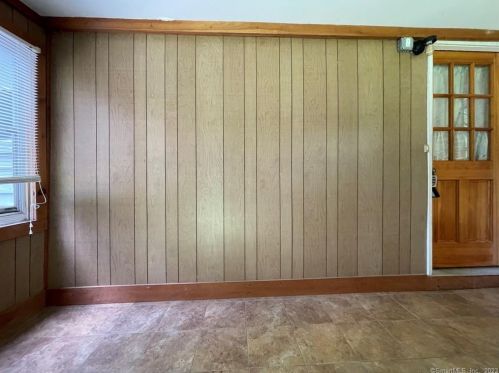 229 Alexander Rd, New Britain CT 06053-1047 exterior