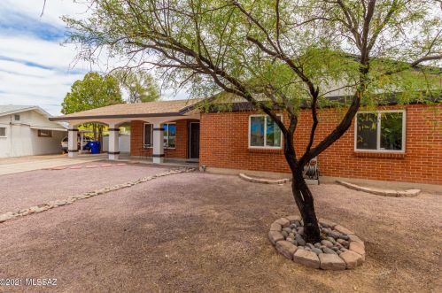 8662 27th Pl, Tucson AZ  85710-7215 exterior