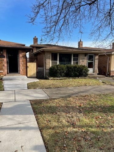 10515 Avenue, Chicago, IL 60617-6314