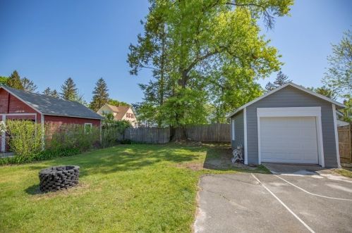 27 Sherbrooke St, Springfield MA  01104-2723 exterior