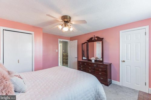 304 Pne St, Manor PA 19036-1011 exterior