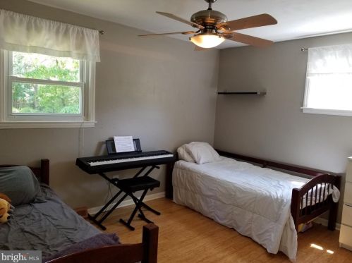 402 Wisconsin Trl, Browns Mills NJ 08015-5621 exterior