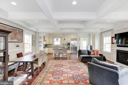 5536 30 Pl, Washington DC 20015-1209 exterior