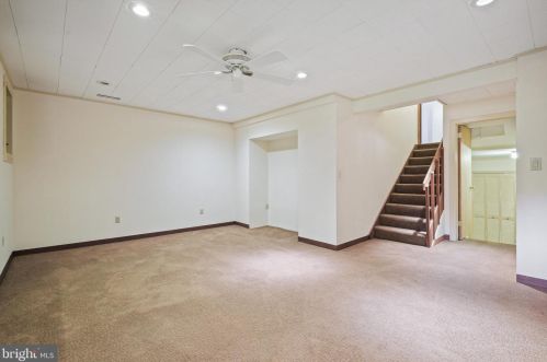 209 Bryants Nursery Rd, Silver Spring MD 20905-3840 exterior