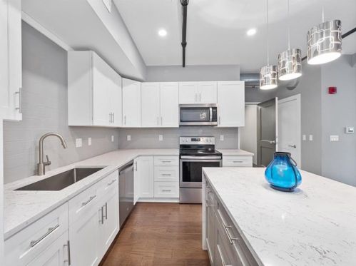 4041 Liberty Ave, Pittsburgh PA 15224 exterior