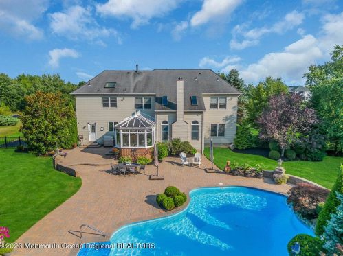 405 Peter Forman Dr, East Freehold NJ 07728-9348 exterior