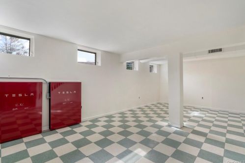 620 Columbus Ave, Mount Vernon NY 10550-4730 exterior