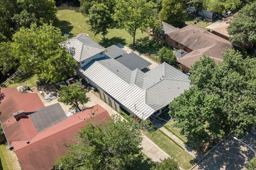 9918 Coldwater Cir, Dallas TX  75228-3665 exterior