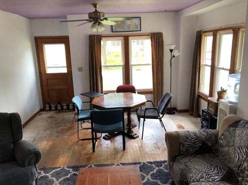 2202 71, Milwaukee WI 53213-1804 exterior